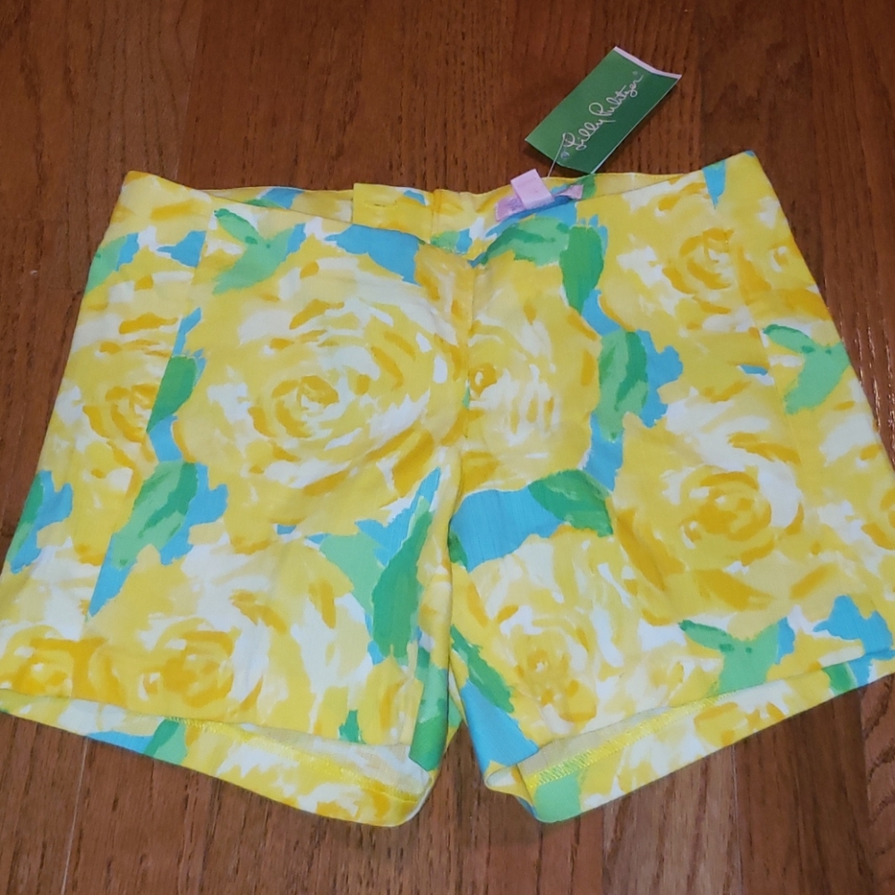 Lilly Pulitzer First Impression shorts